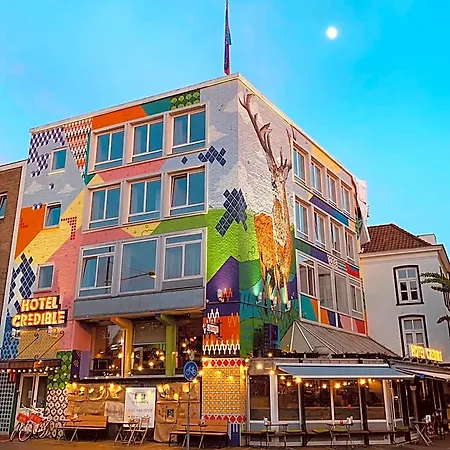 Hotel Credible *